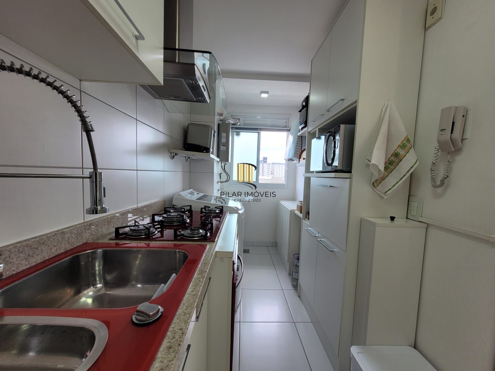 Apartamento mobiliado no Rossi Fiateci 2 dormitórios e suíte