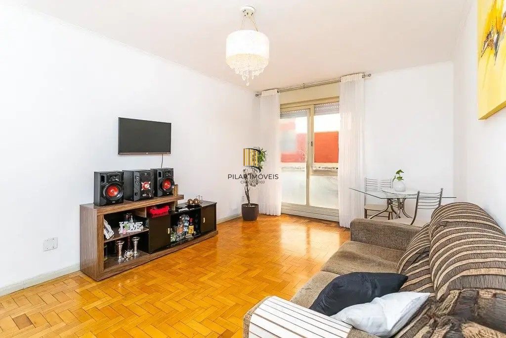 Apartamento 02 dormitórios com garagem convencionada 