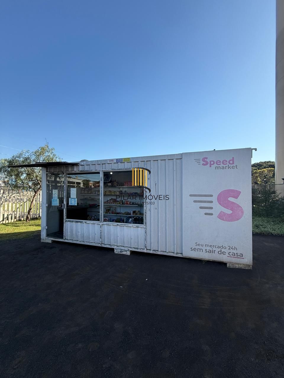 Apartamento com 02 dormitórios com vaga. Aceita venda assistida