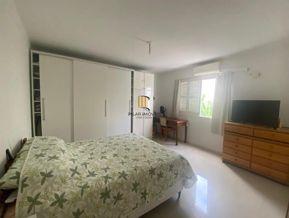 Casa Residencial ou Comercial Próxima ao Iguatemi – 379m² | 5 Vagas | Energia Solar