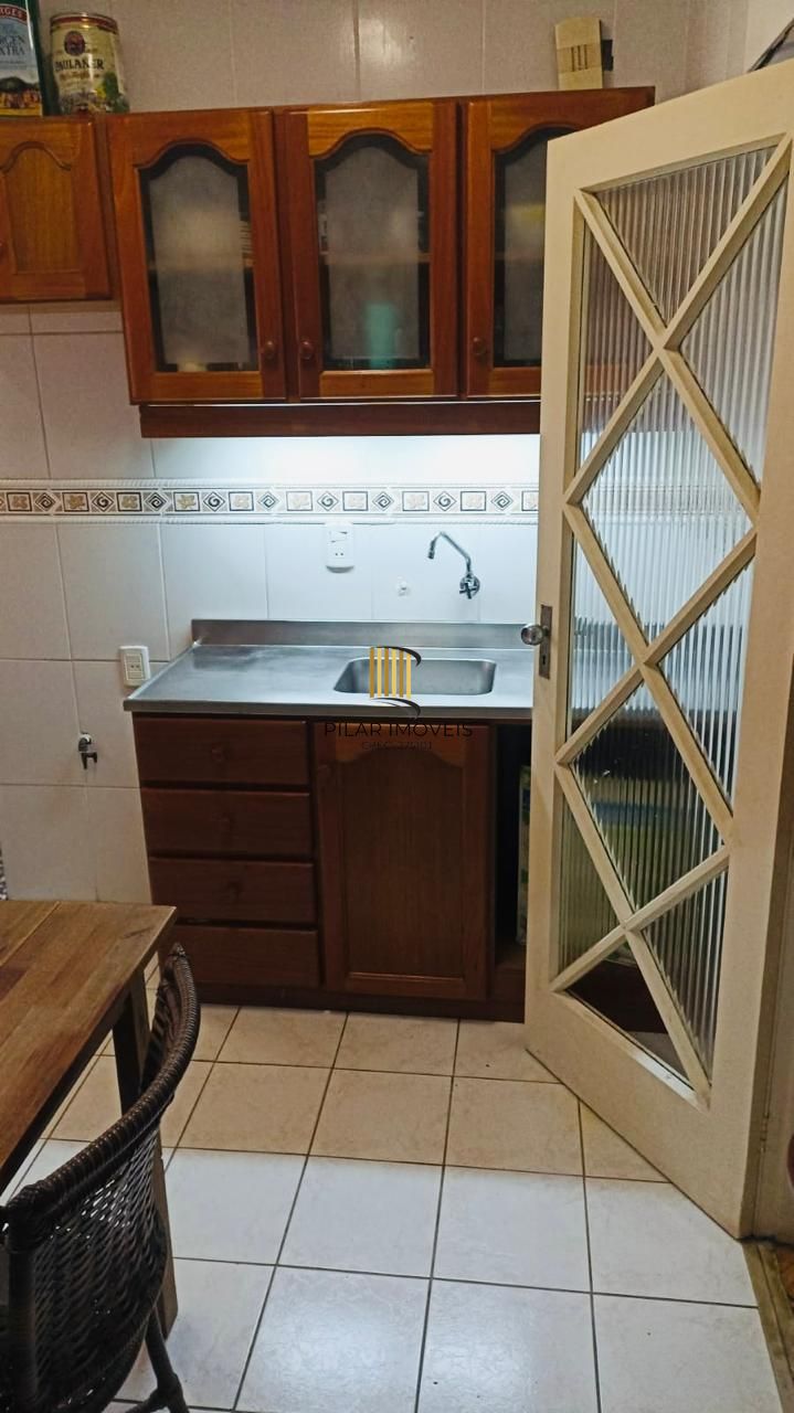 Apartamento  02 dormitórios e garagem