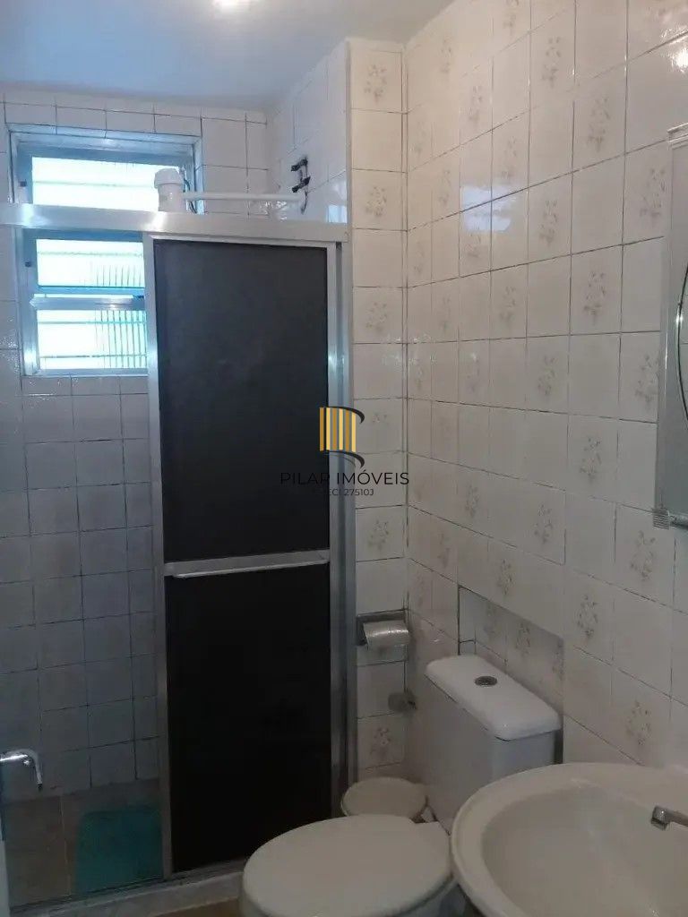Apartamento com 03 dormitórios  com vaga
