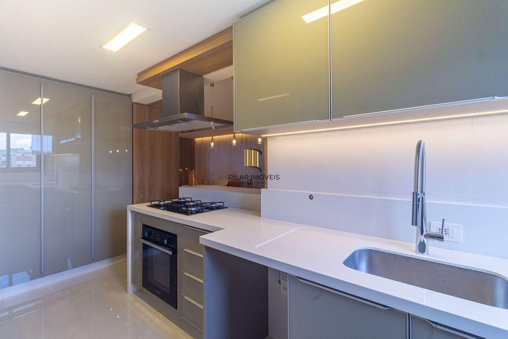 Apartamento com 03 suítes, 02 vagas de garagens individuais e escrituradas