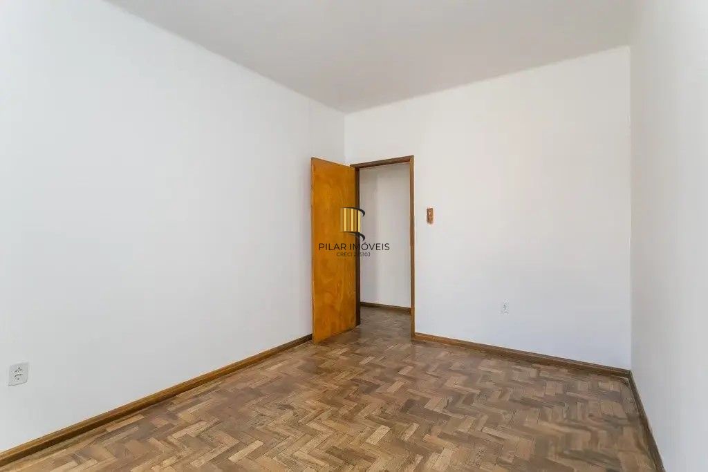 Apartamento 02 dormitórios térreo no Bairro Rio Branco