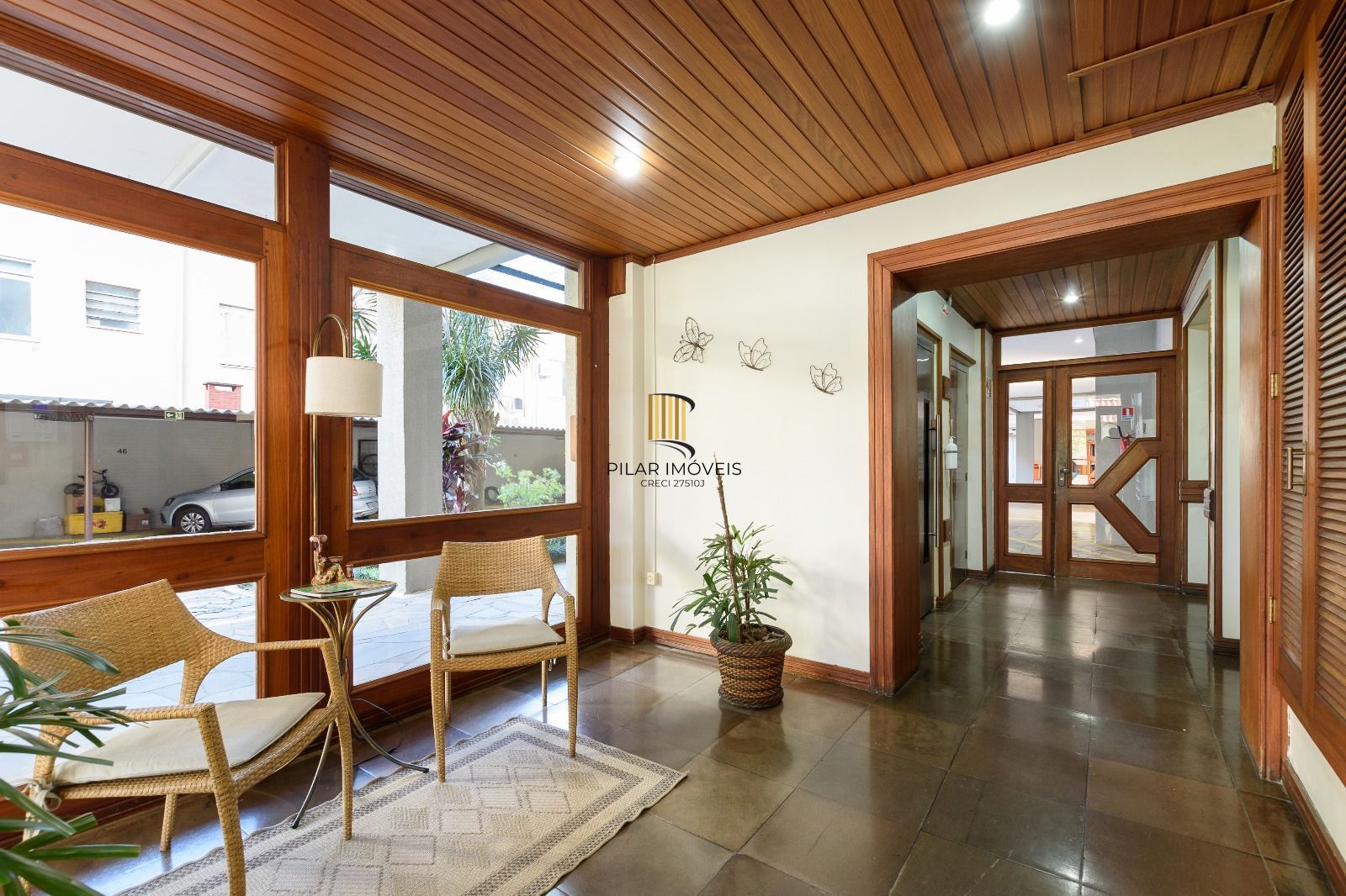 Apartamento 03 dormitórios, sem garagem