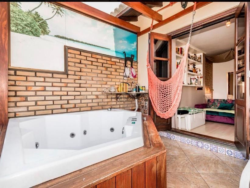 Casa 2 dormitórios no Jardim Itu Sabará