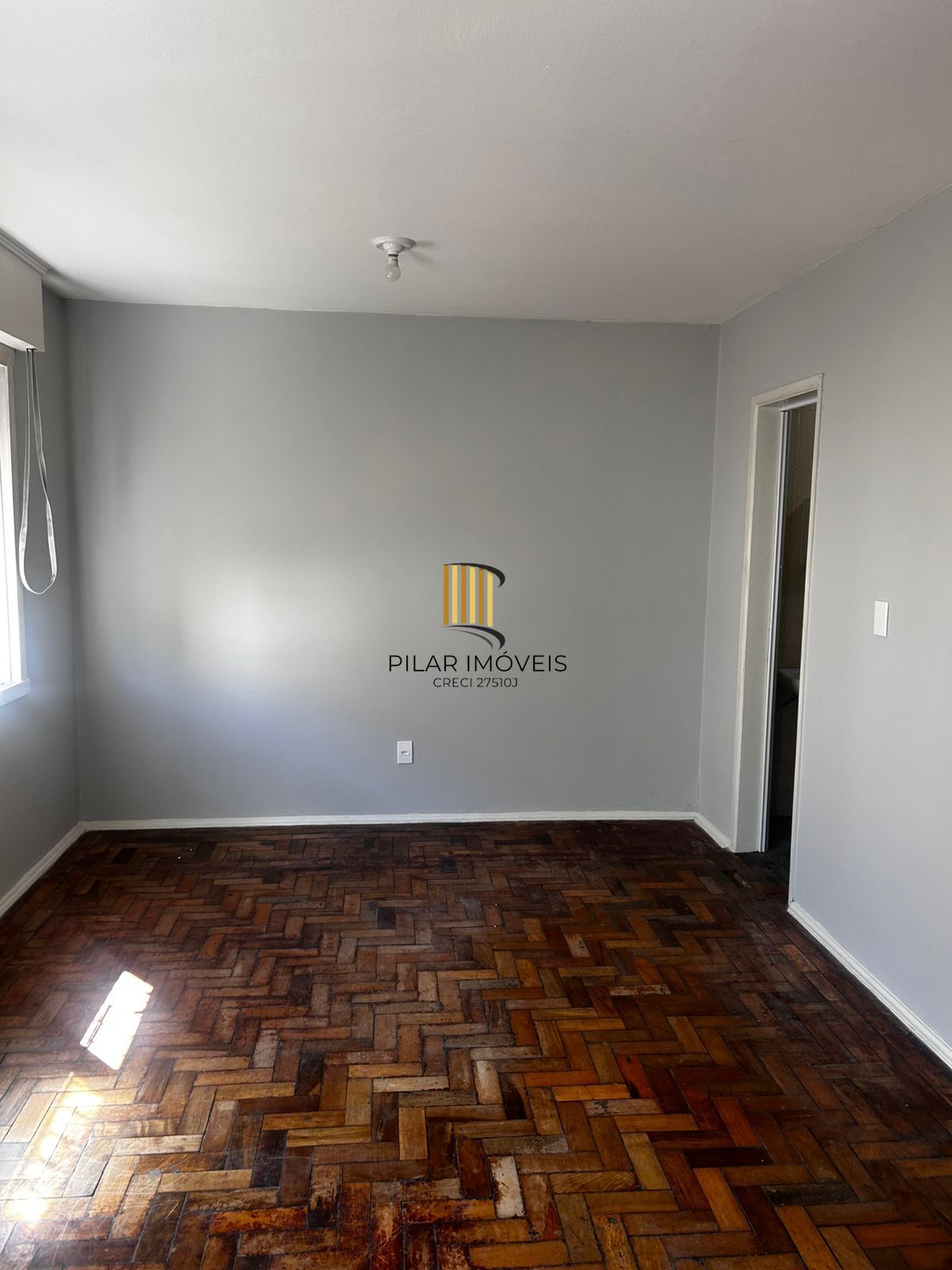 Apartamento com 01 dormitório e sem garagem