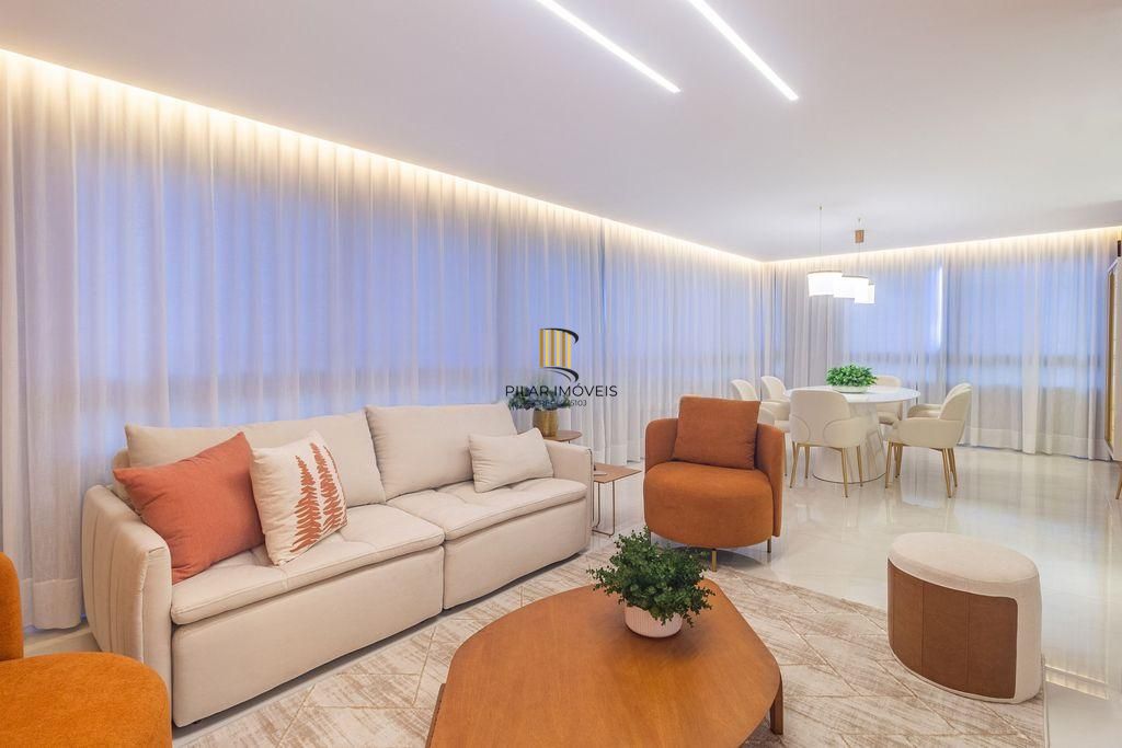 Apartamento com 03 suítes, 02 vagas de garagens individuais e escrituradas