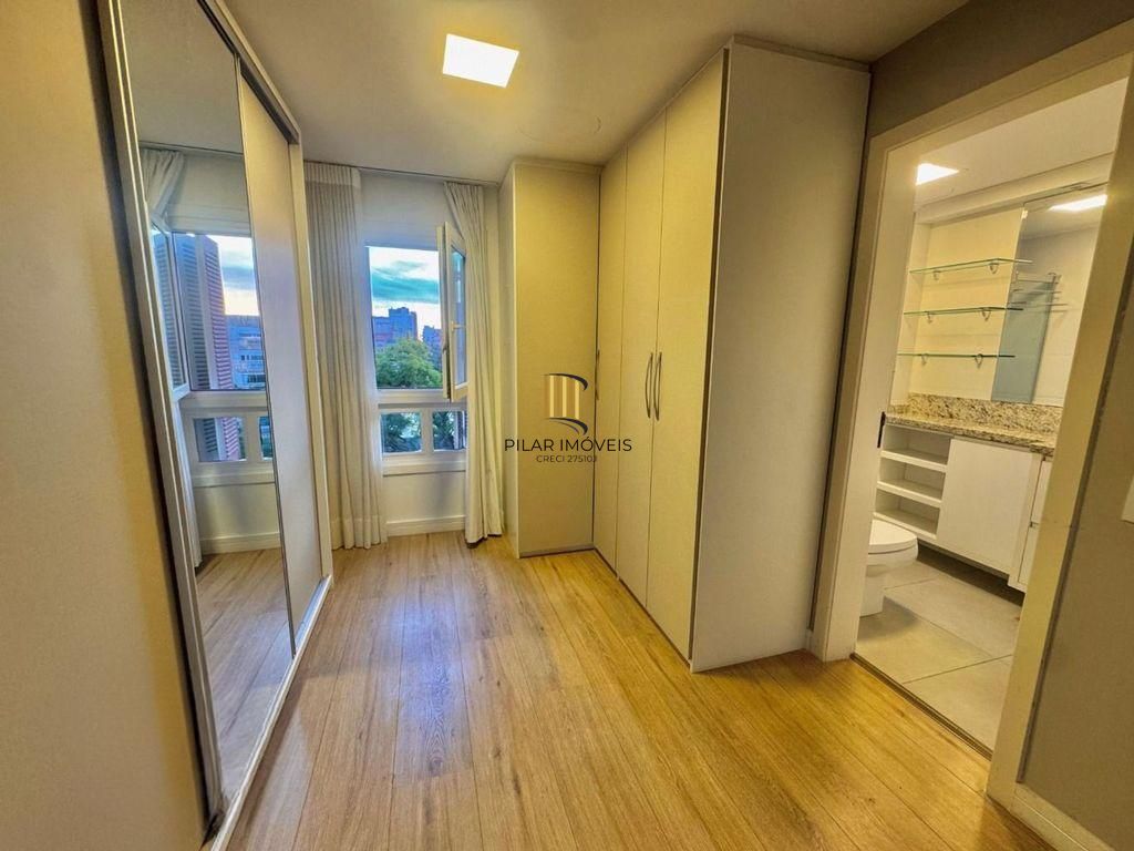 Cobertura 3 dormitórios, suíte, 3 vagas e depósito no Higienópolis