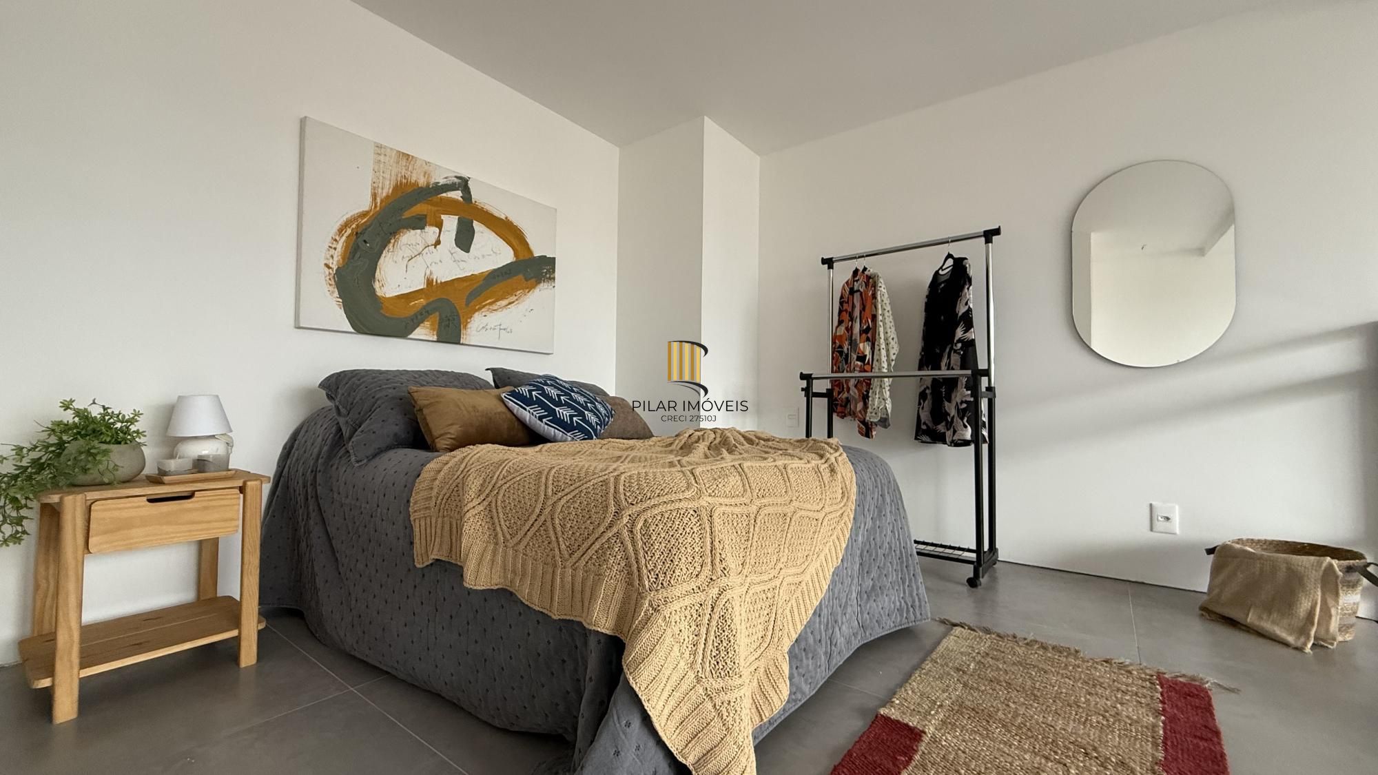 Apartamento duplex  em andar alto com 01 vaga de garagem escriturada