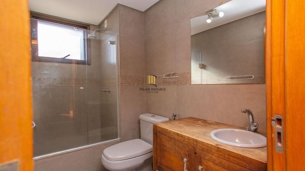 Cobertura 3 dormitórios, piscina, lareira, vista e 3 vagas no Solarium Lindóia
