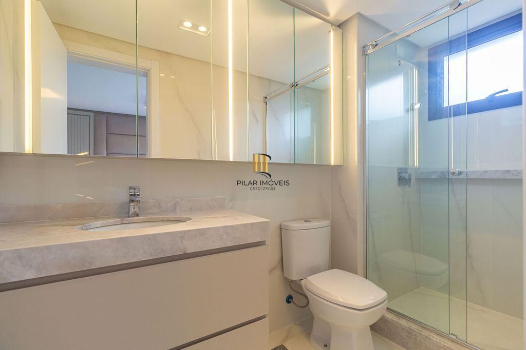 Apartamento com 03 suítes, 02 vagas de garagens individuais e escrituradas