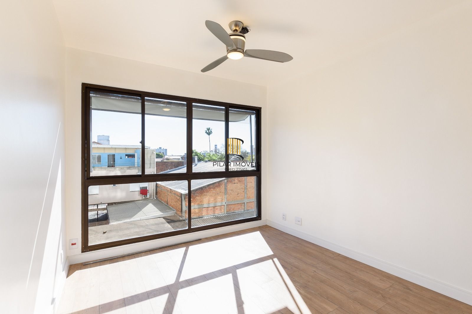 Apartamento 03 dormitórios, sem garagem