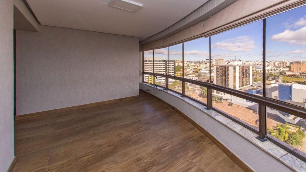 Cobertura 3 dormitórios, piscina, lareira, vista e 3 vagas no Solarium Lindóia