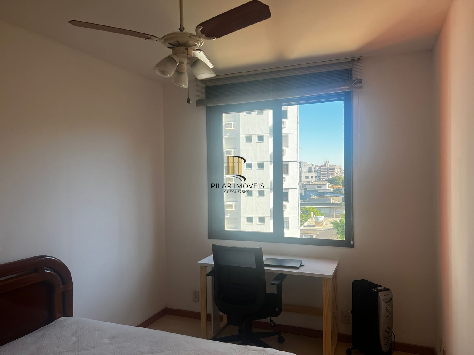 Excelente apartamento 02 dormitórios com garagem escriturada Bairro Rio Branco