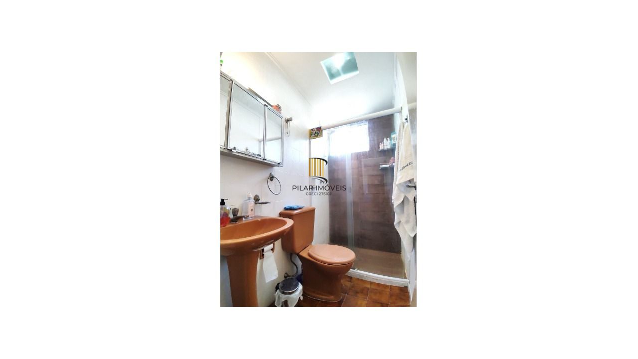 Apartamento 01 dormitório com 01 vaga de garagem descoberta