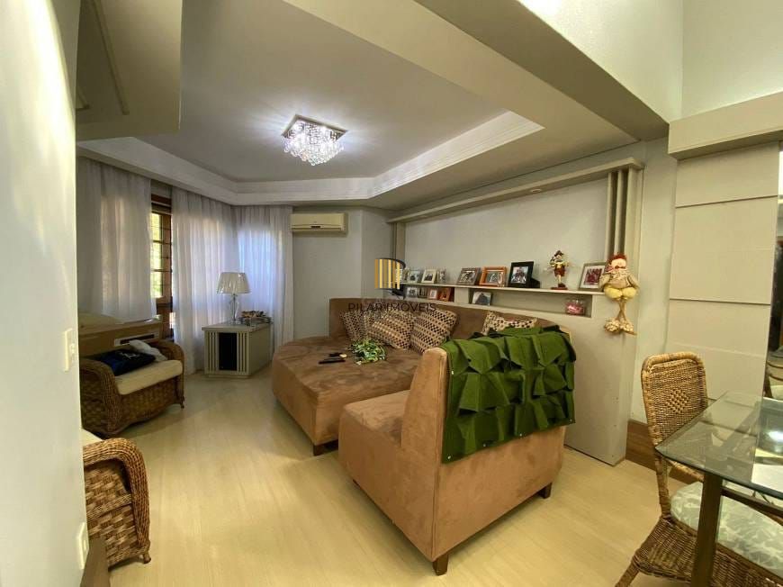 Casa-  Sobrado 3 dormitórios à venda no Bairro Vila Ipiranga.