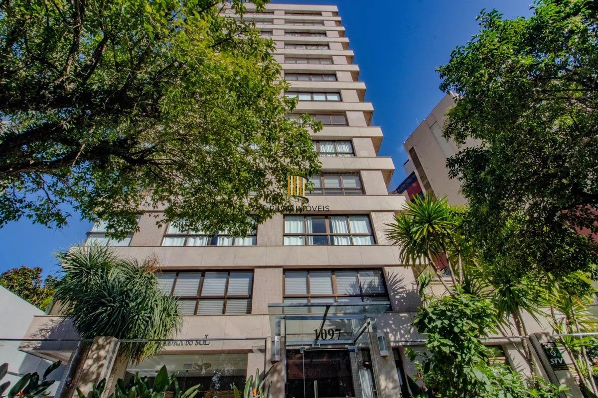 Apartamento com 03 dormitórios com suite, 04 vagas de garagem