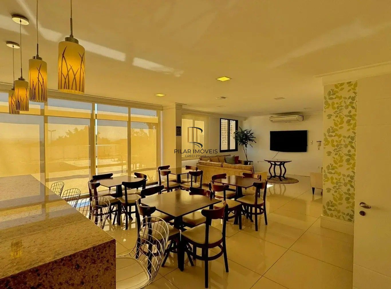 Apartamento mobiliado à venda no Cristo Redentor