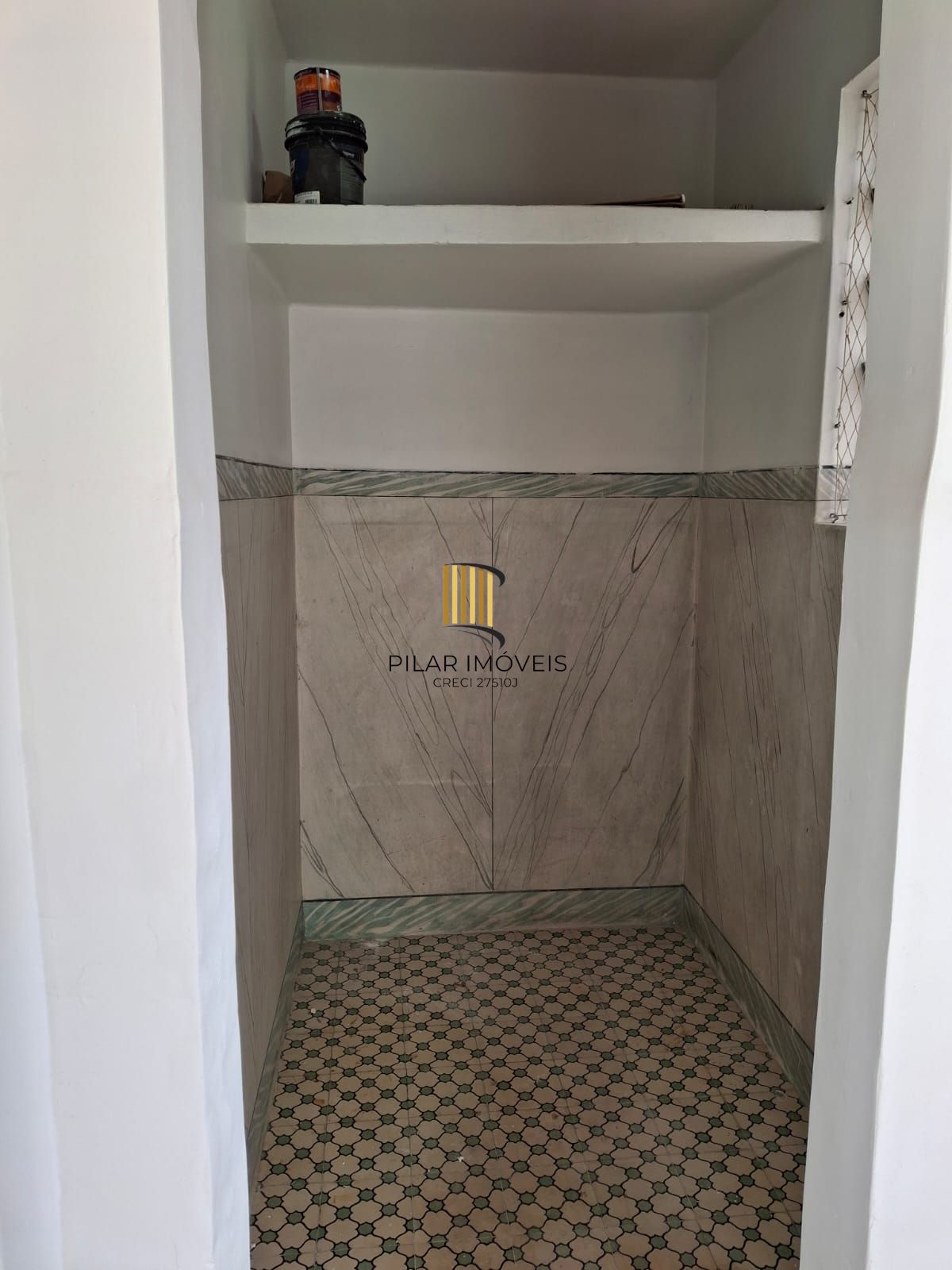 Apartamento com 03 dormiórios com bairro santana sem garagem