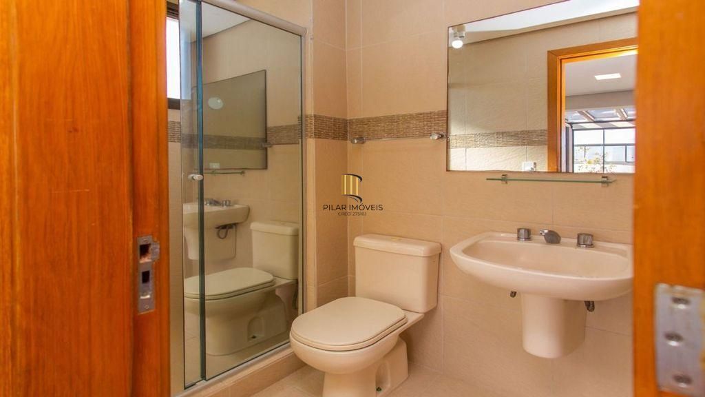 Cobertura 3 dormitórios, piscina, lareira, vista e 3 vagas no Solarium Lindóia
