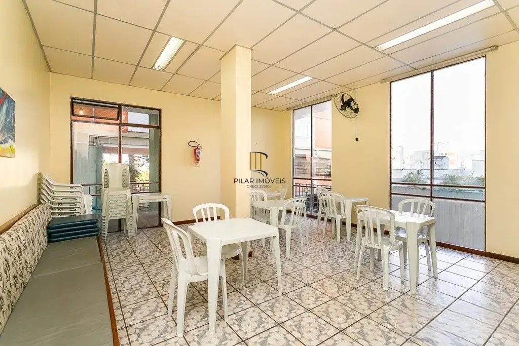 Apartamento 02 dormitórios com garagem convencionada 