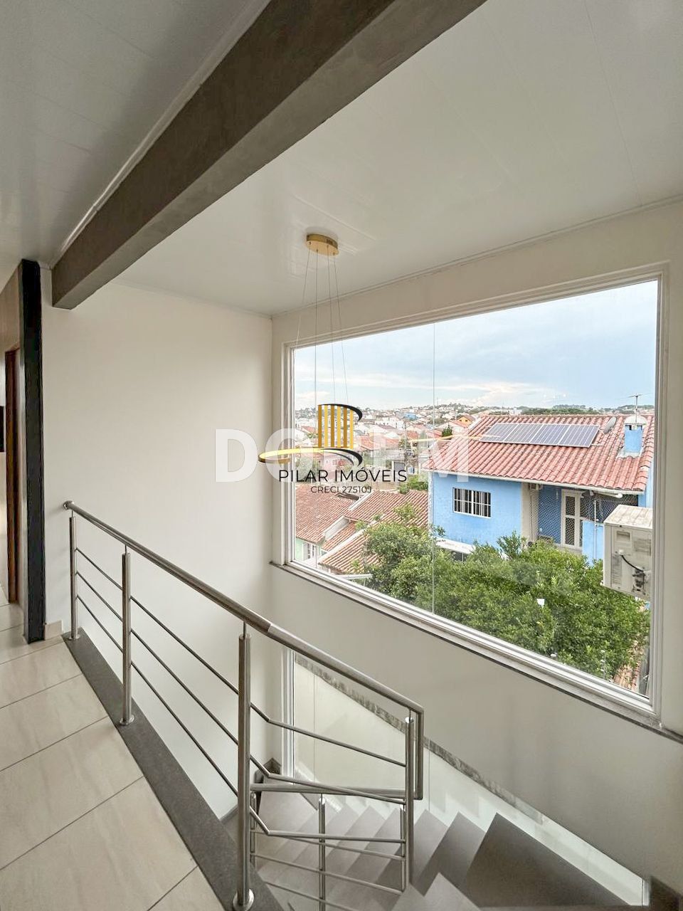 Casa ampla com 4 dormitórios e 290 m² à venda