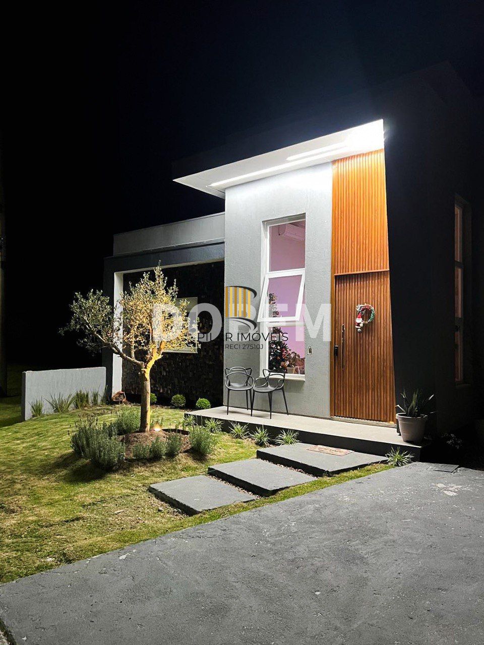 🏡 Linda casa residencial com suíte à venda na Vila Augusta, Viamão, Rio Grande do Sul!