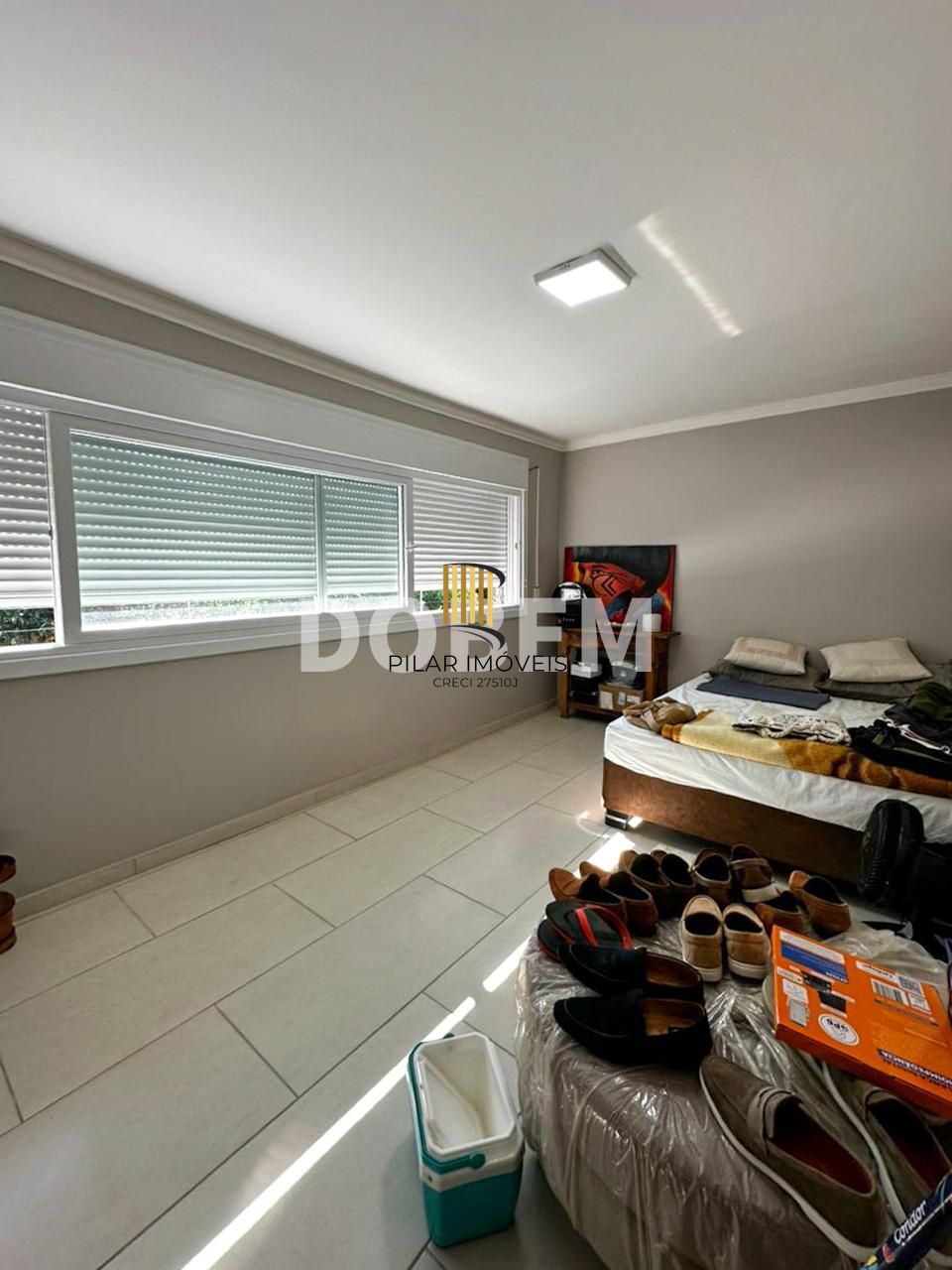 Sobrado Semimobiliado com 4 Quartos e 3 Vagas de Garagem em Bom Jardim, Ivoti, RS