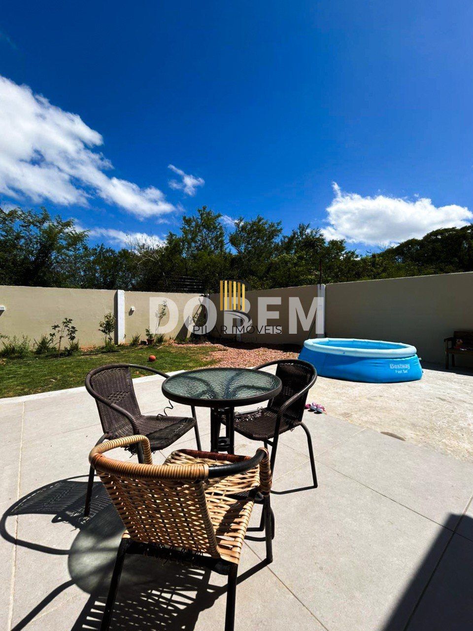 🏡 Linda casa residencial com suíte à venda na Vila Augusta, Viamão, Rio Grande do Sul!