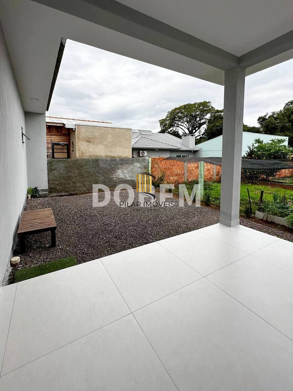Casa moderna e recentemente construída à venda em Lindolfo Collor - Bairro Boa Vista