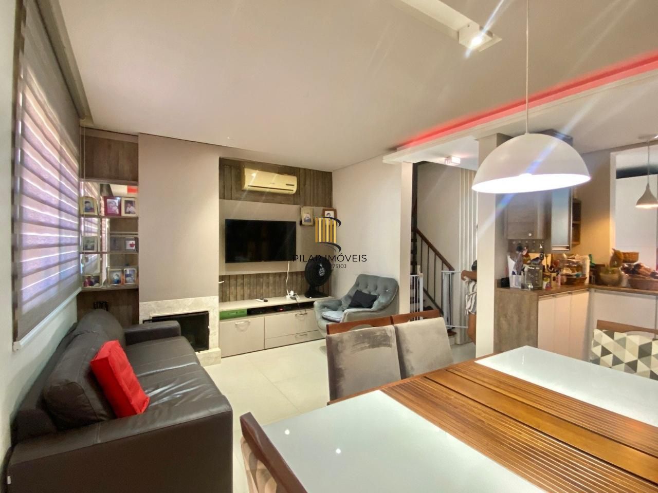 Casa de Condomínio 3 dormitórios no bairro Sarandi