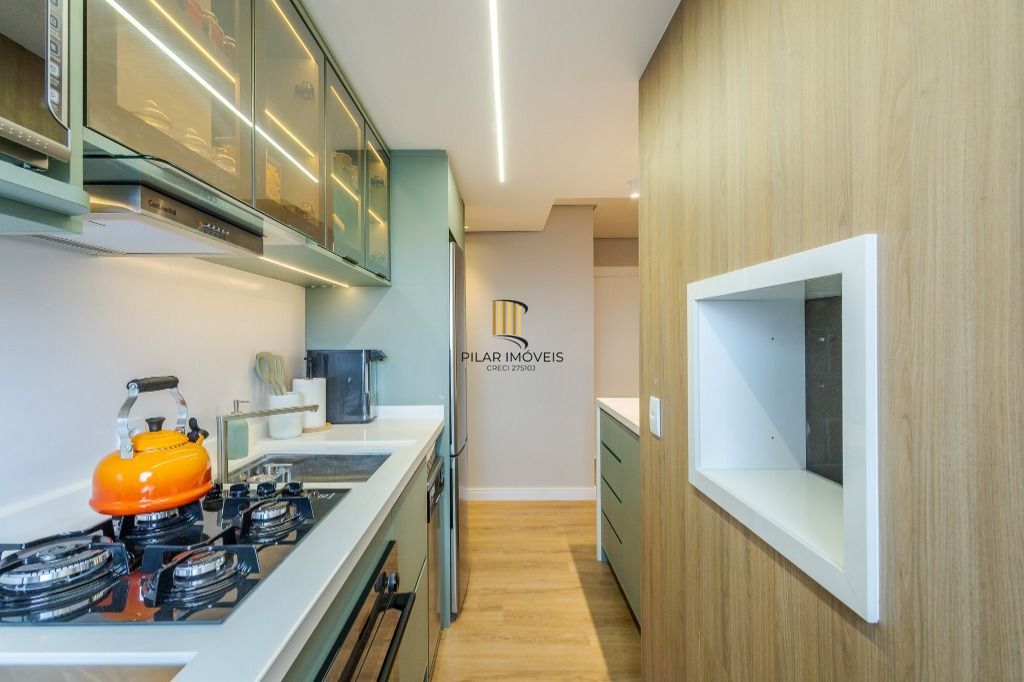 Apartamento com 2 dormitórios à venda, 66 m² por R$ 540.000,00 - Jardim Itu Sabará - Porto Alegre/RS