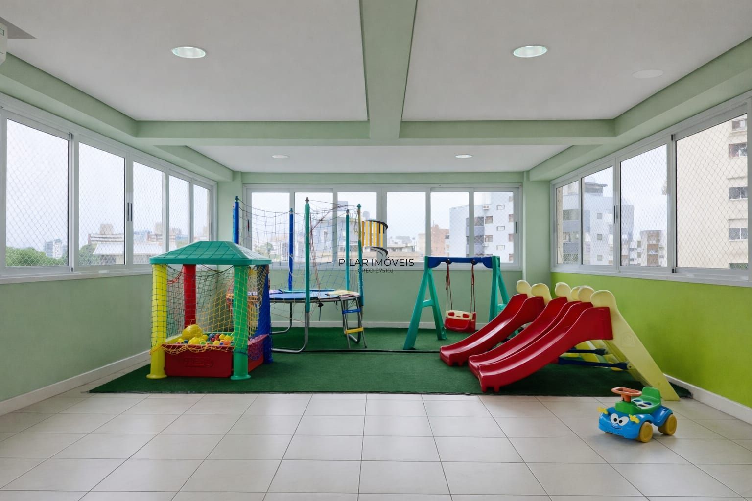 Apartamento 2 dormitórios ,71m2, no bairro Cristo Redentor em Porto Alegre