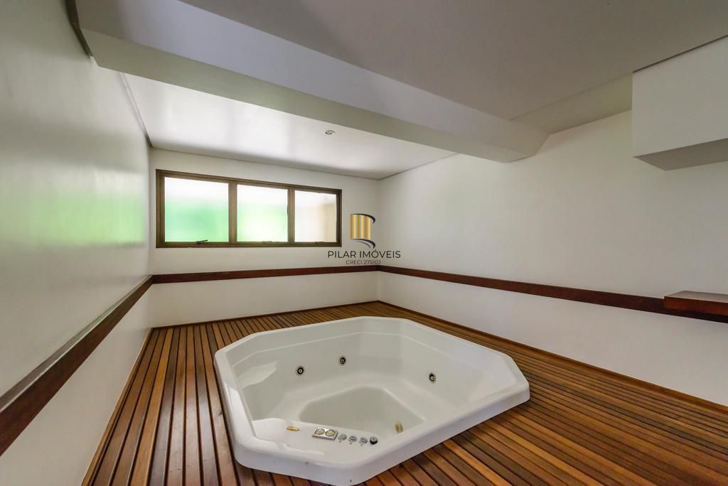 PORTO NOBRE vende excelente apartamento semi mobiliado, com 3 quartos, no bairro Rio Branco.