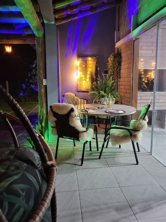 Casa com 3 dormitórios à venda, 250 m² por R$ 600.000,00 - Águas Claras - Viamão/RS