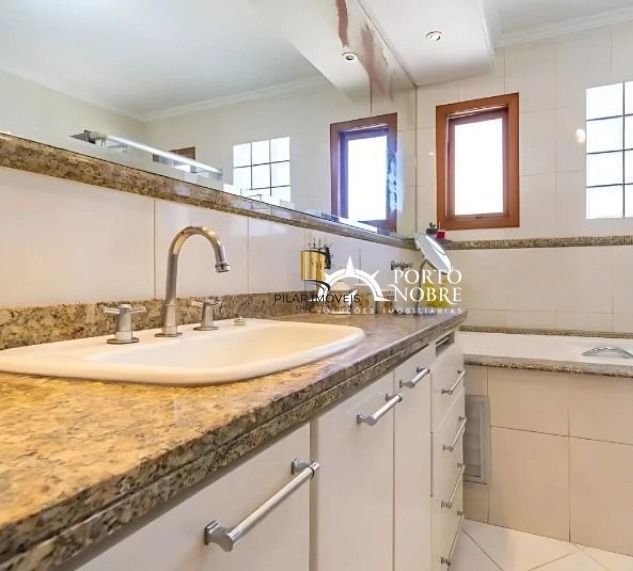 Casa com 3 dormitórios Semi mobiliado, 211 m² - venda por R$ 1.499.000 ou aluguel por R$ 9.930/mês