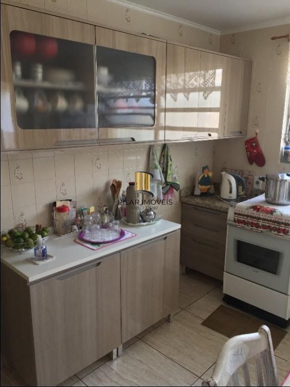 PORTO NOBRE VENDE Casa com 6 dormitórios por R$ 690.000 - Jardim Itu Sabará - Porto Alegre/RS