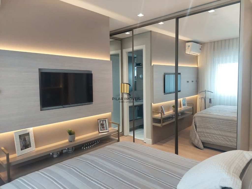 Apartamento com 3 dormitórios à venda, 67 m² por R$ 790.000,00 - São Sebastião - Porto Alegre/RS