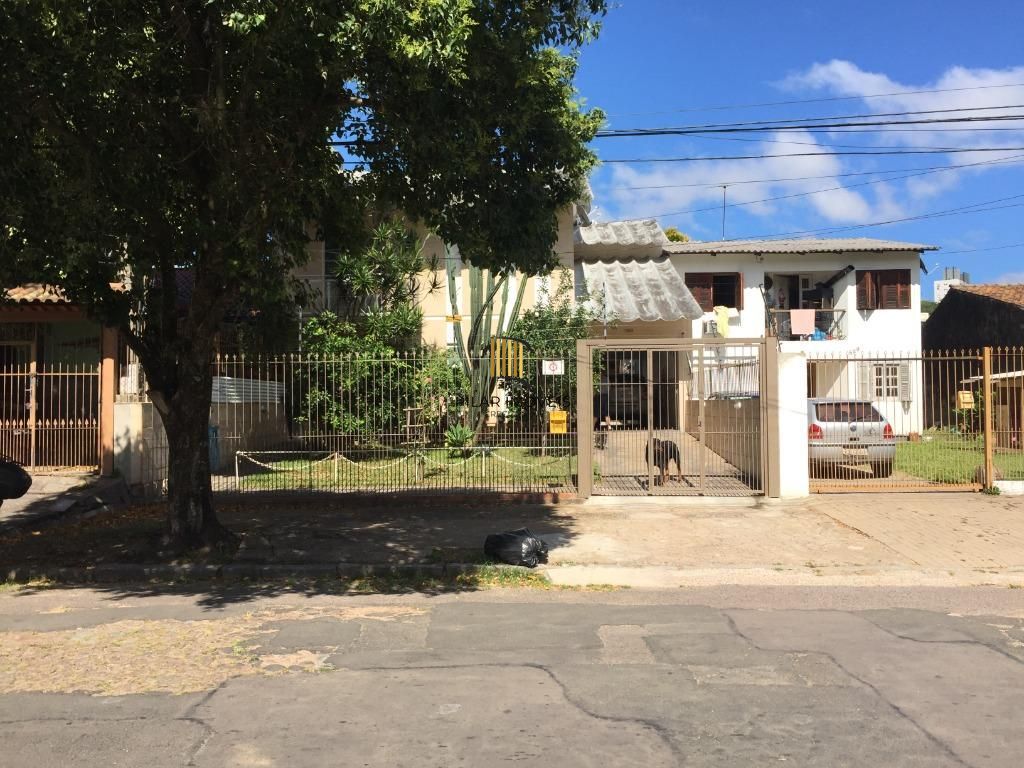 PORTO NOBRE VENDE Casa com 6 dormitórios por R$ 690.000 - Jardim Itu Sabará - Porto Alegre/RS