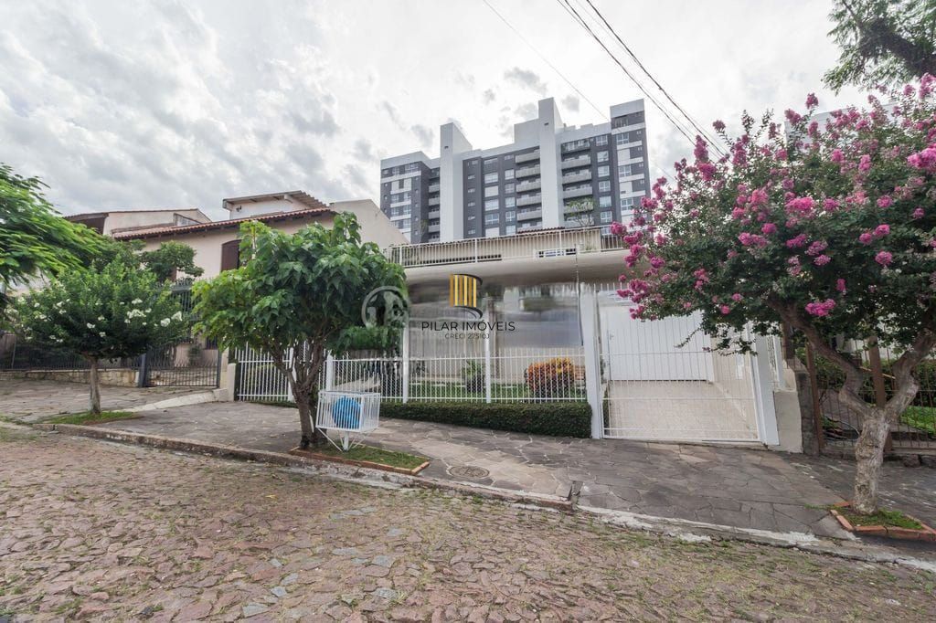 Casa à venda, 290 m² por R$ 1.300.000,00 - Vila Ipiranga - Porto Alegre/RS - Pilar Imóveis
