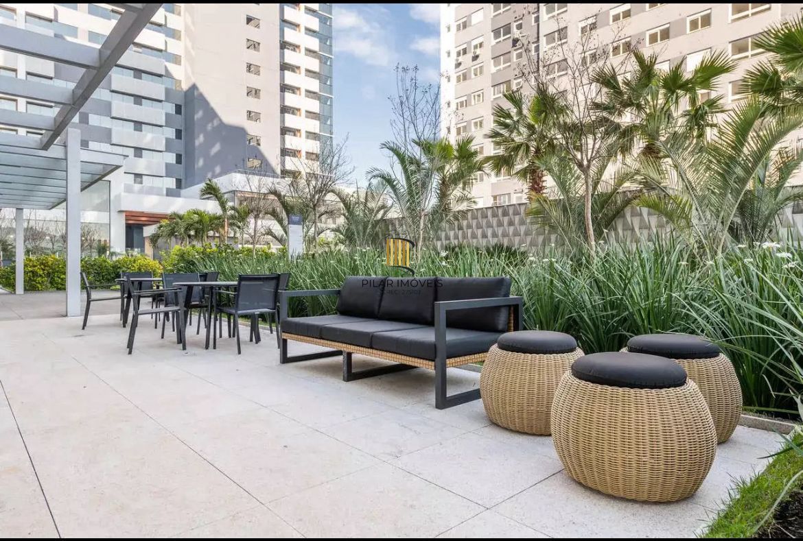 Apartamento 2 dormitórios no bairro São Sebastião