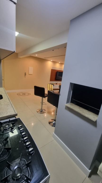 Apartamento com 3 dormitórios à venda, 76 m² por R$ 648.000,00 - Sarandi - Porto Alegre/RS