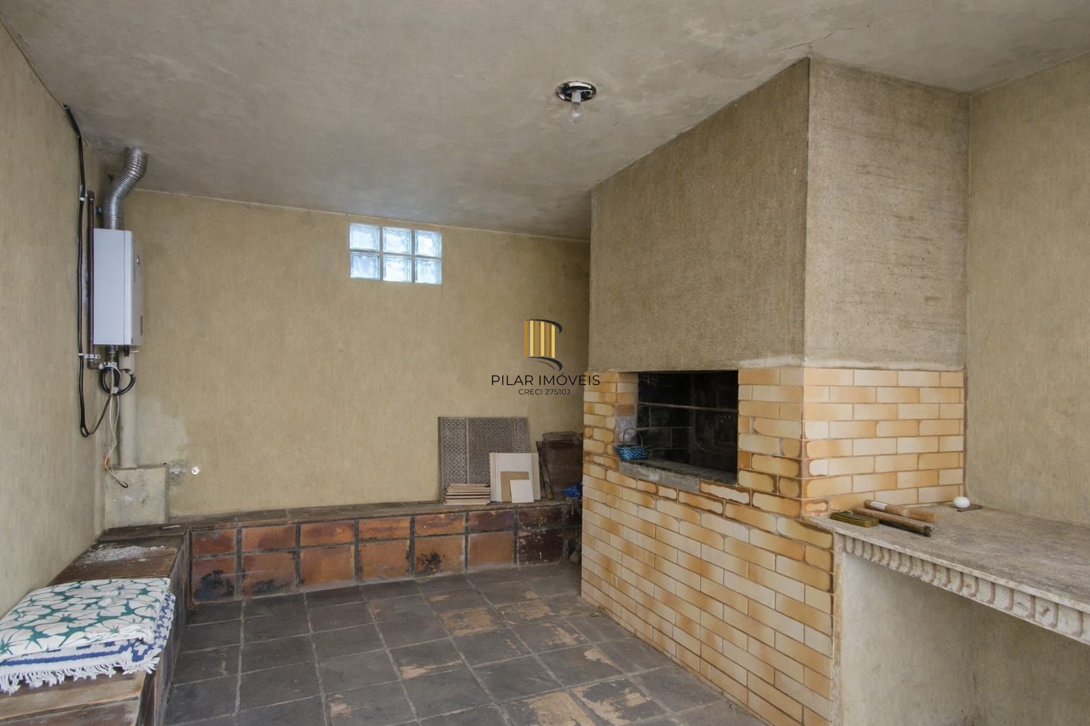 Casa/Sobrado 4 dormitórios, 290 m², no bairro Vila Ipiranga em Porto Alegre