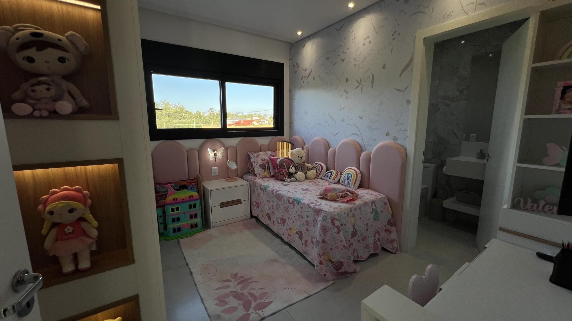 Casa em condomínio fechado