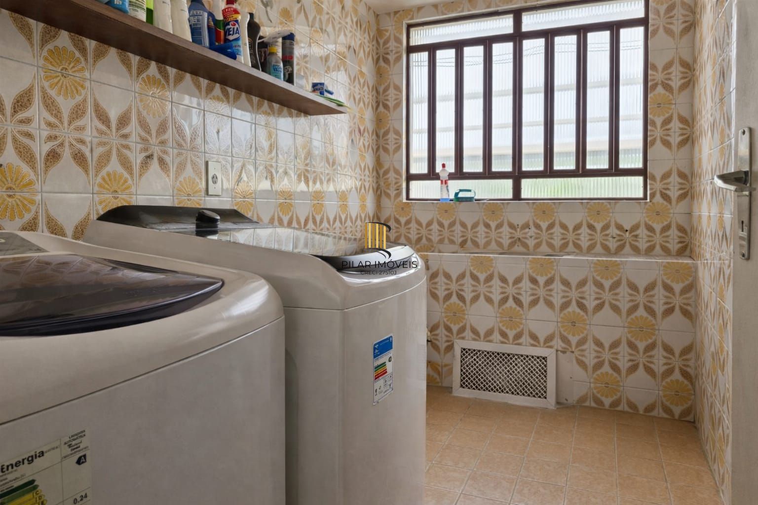 Casa/Sobrado 4 dormitórios, 290 m², no bairro Vila Ipiranga em Porto Alegre