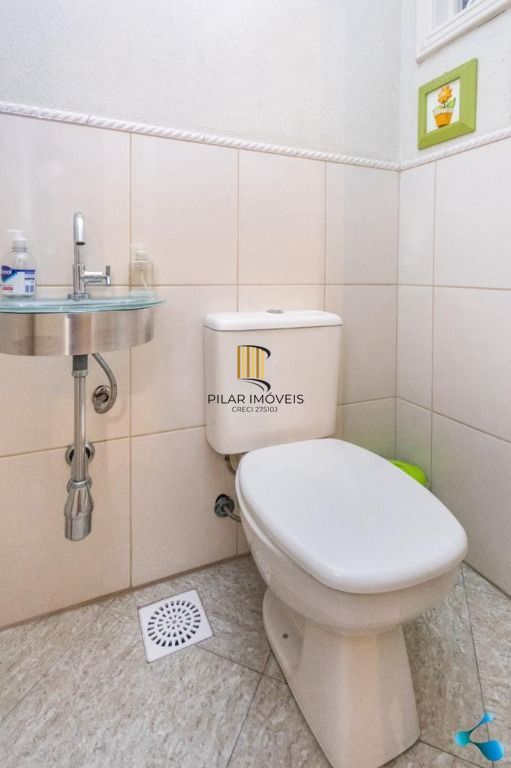 Porto Nobre vende  excelente casa com 4 dormitórios no Jardim Planalto