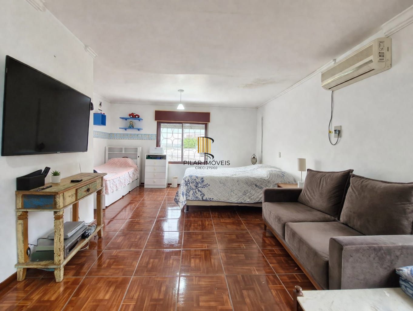 Casa/Sobrado 4 dormitórios, 290 m², no bairro Vila Ipiranga em Porto Alegre