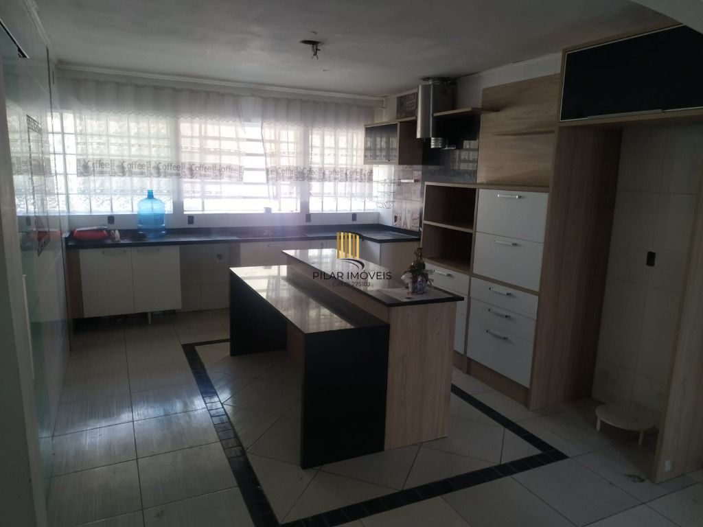 Casa com 4 dormitórios à venda por R$ 675.000,00 - Jardim Itu Sabará - Porto Alegre/RS