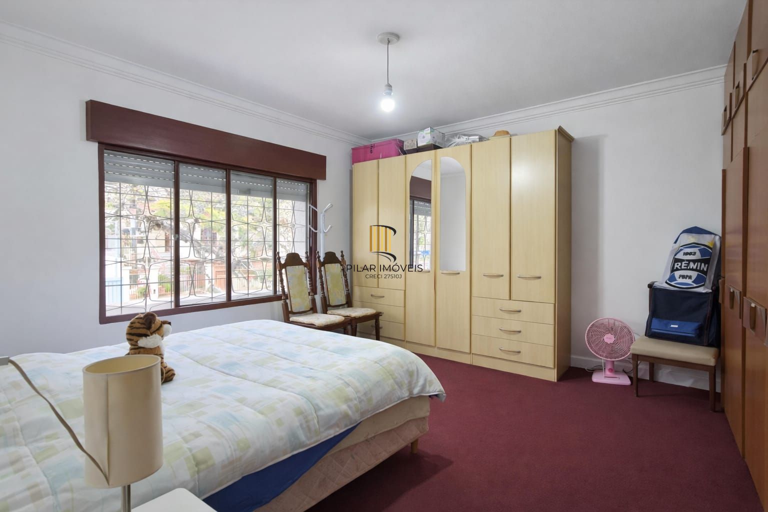 Casa/Sobrado 4 dormitórios, 290 m², no bairro Vila Ipiranga em Porto Alegre